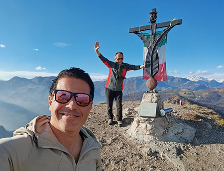 Alla CROCE del PIZZO RABBIOSO (1132 m) da Bracca ad anello passando dalla CROCE DI BRACCA (937 m)-19febb24 - FOTOGALLERY